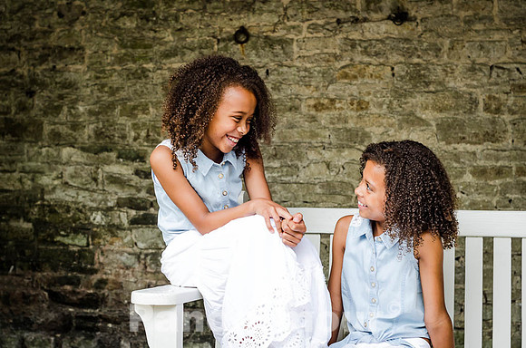 Olivia & Eva 2